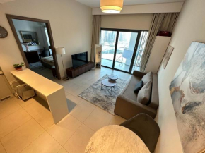 SOL Avenue - Luxury 1 bedroom apartment with full Burj Khalifa view